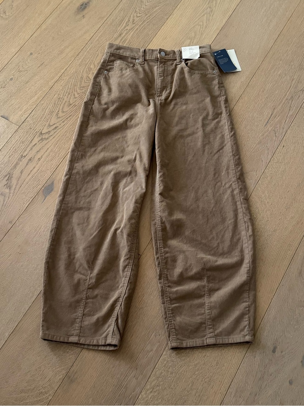 Universal Thread High-Rise Corduroy Easy Barrel Jeans Tan Size 2 NWT - Picture 4 of 12